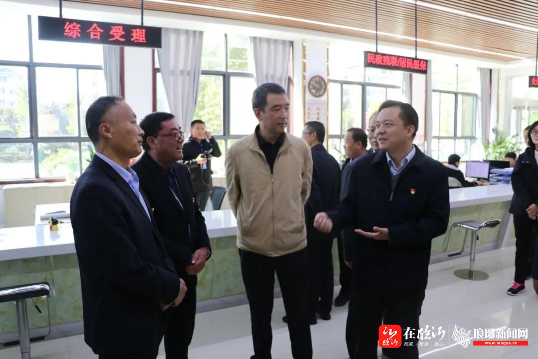 市政府副秘书长付万历带队到高新区罗西街道观摩调研党建工作