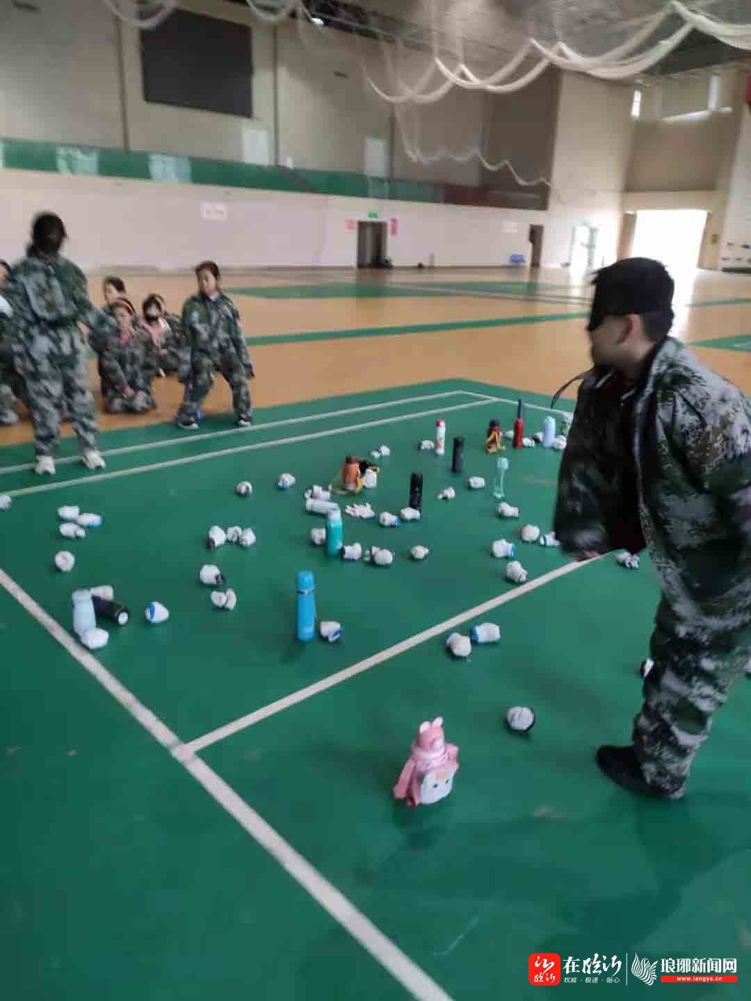 临沂沂龙湾小学五年级: 走进实践基地 体验别样课程