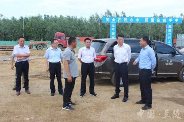 临沂市委常委兰陵县委书记任刚调度开发区2019年重点项目