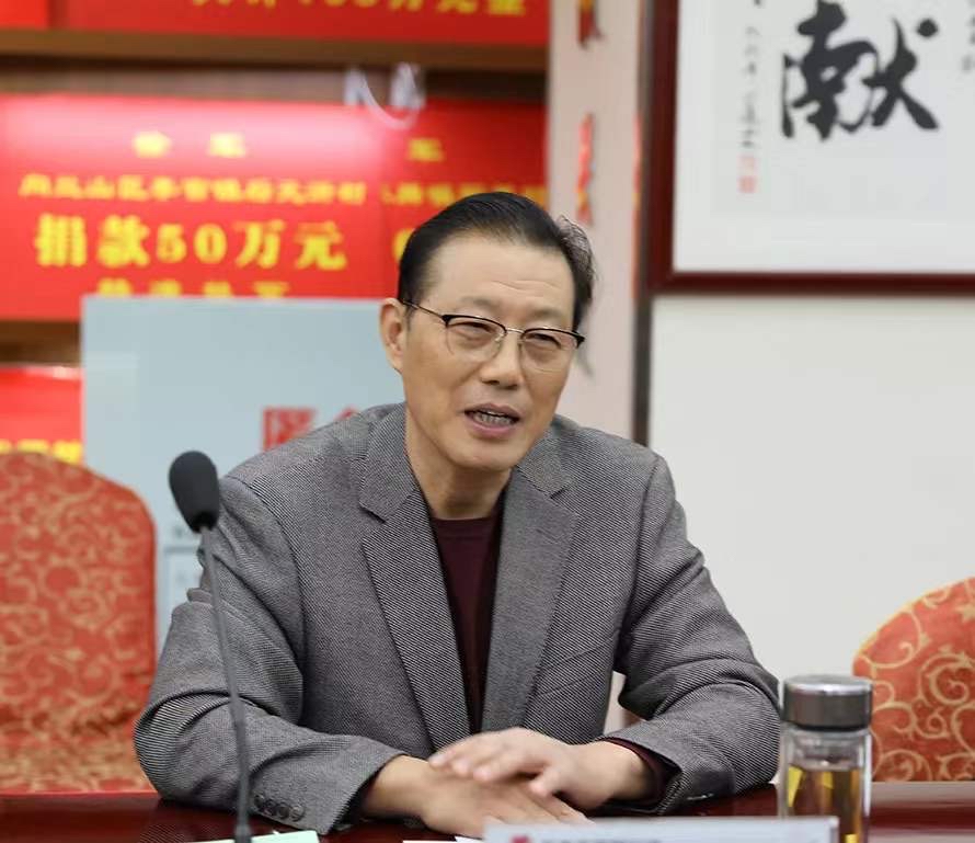 谢华东简要归纳了临沂市关工委孤贫儿童心理辅导志愿