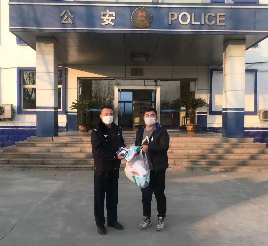 罗庄公安朱陈派出所坚守疫线守护平安