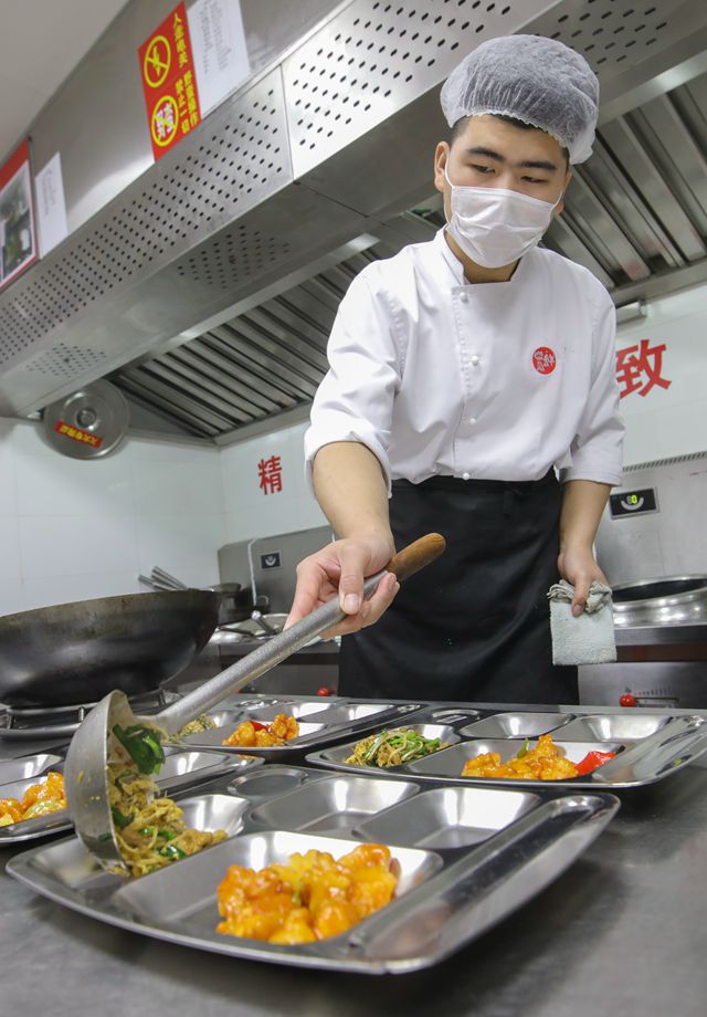 餐饮店分餐不分爱倡导就餐好习惯