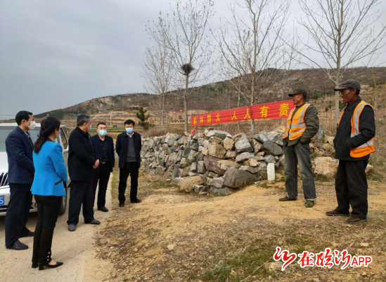 督导组一行先后到坊前镇,坪山镇,朱芦镇山场林区