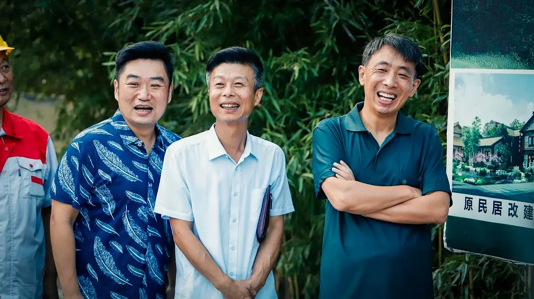 决战决胜系列报道遍地书香打开脱贫攻坚剧创作的新窗口