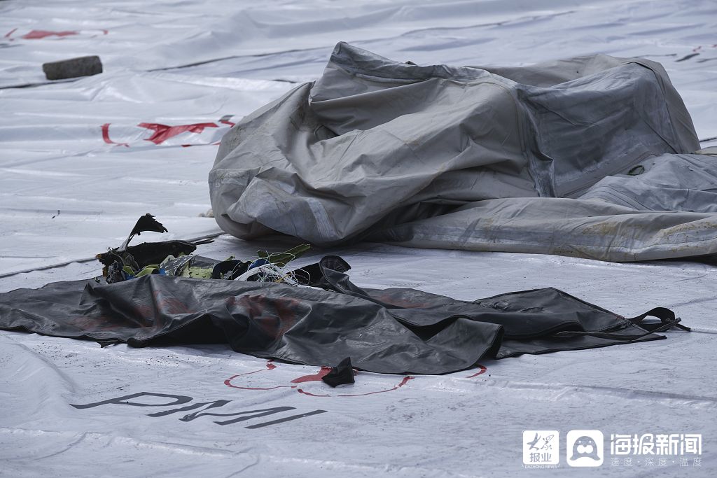 印尼发现失事客机机身残骸