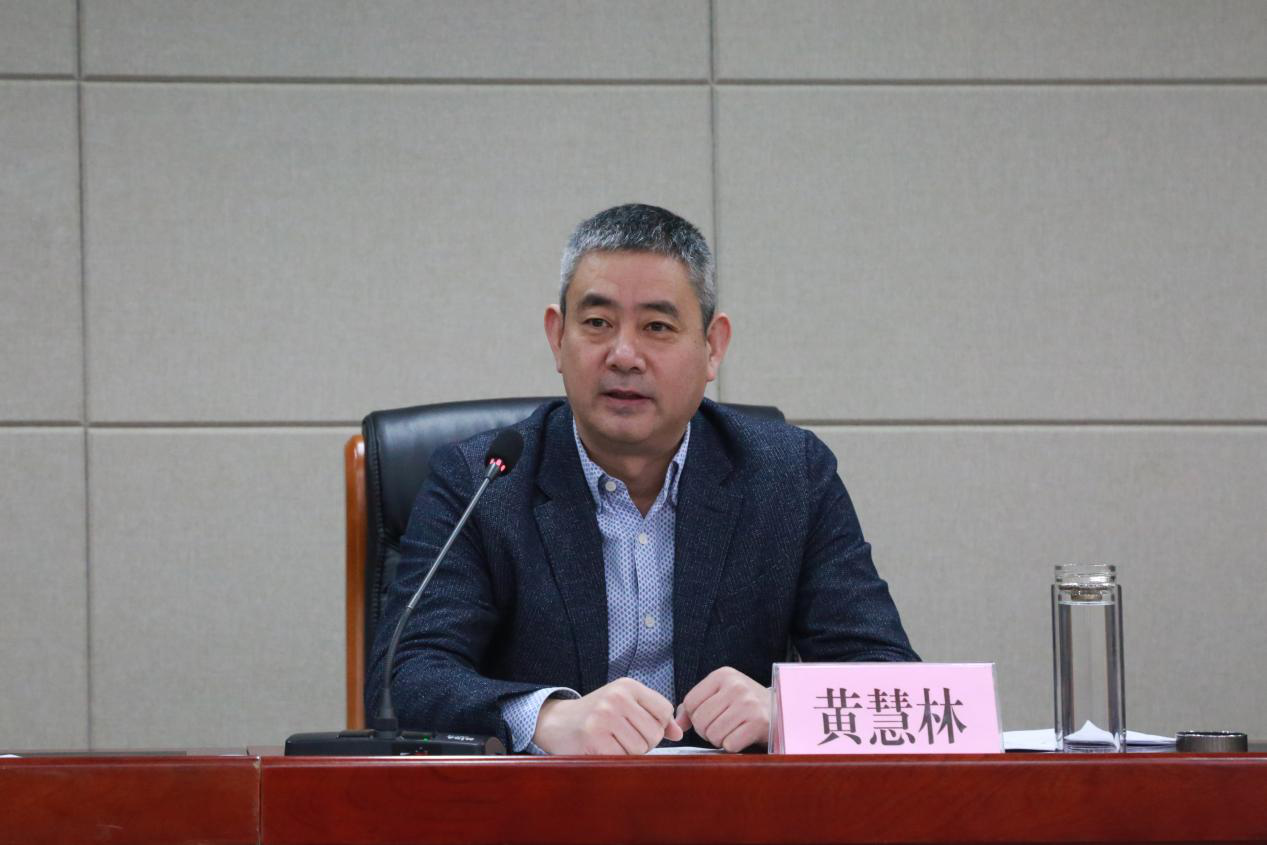临港区百日攻坚献礼建党百年学党史亮承诺抓攻坚转作风动员大会召开