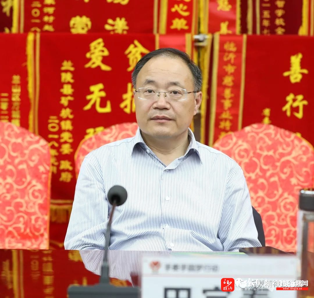 临沂大学离退休工作处处长,关工委秘书长朱文玉参加调研.