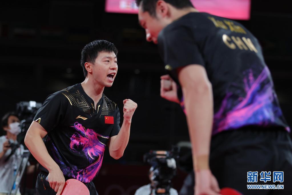 乒乓球男团决赛中国队对阵德国队