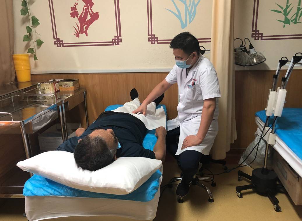 临沂市中医院北城医院针推康复科医生庄辛克用青春传承国医守护健康