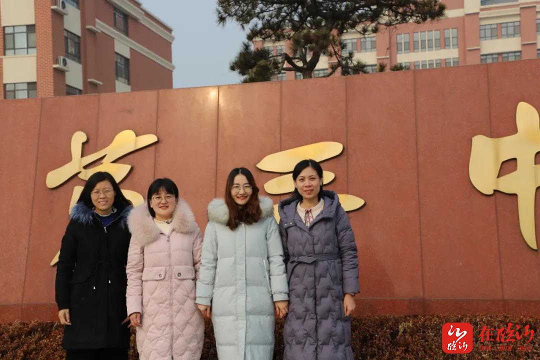 春晖暖新蕾秋果出绿荫临沂三中北校区高二生物组