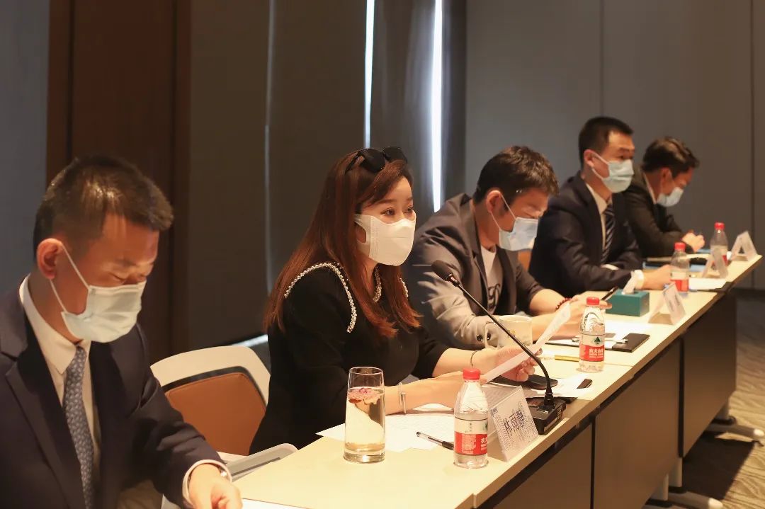 同时,结合行业形势与集团经营情况,林雨静要求集团全