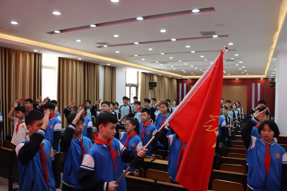 临沂白沙埠中学举行喜迎二十大永远跟党走奋进新征程2022年上半年新