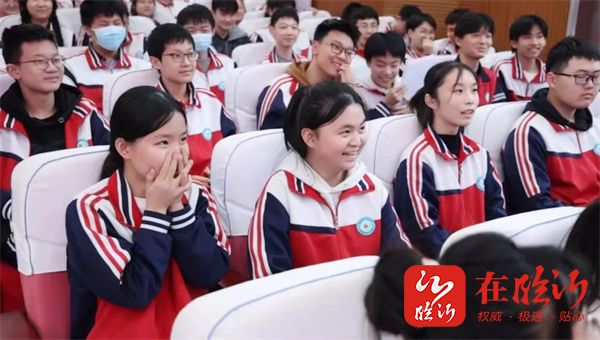 临沂第十三中学举行2023届冲刺中考百日誓师大会