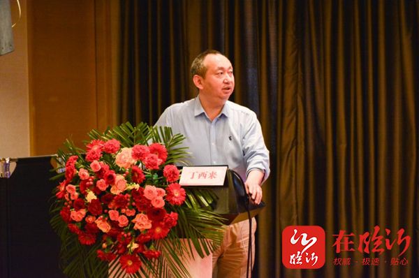 教授,博士生导师冯力民;北京复兴医院宫腔镜中心主任医师马宁;沃医